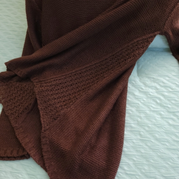 Design Lab pullover sweater - Picture 12 of 12